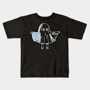 Child disguises himself as a spectre of horror Kids T-Shirt